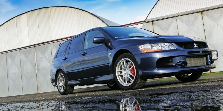 Mitsubishi Lancer Evolution IX Wagon CT9W - Image 2
